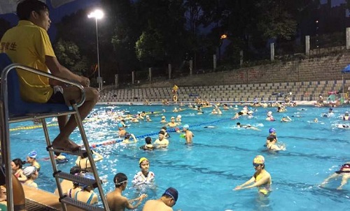 高校游麻豆三级高潮性爱片也要安装水处理设备才能更好地维护麻豆三级高潮性爱片水质