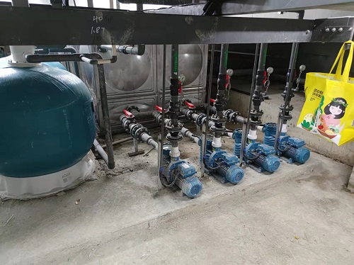 麻豆三级高潮性爱片设备