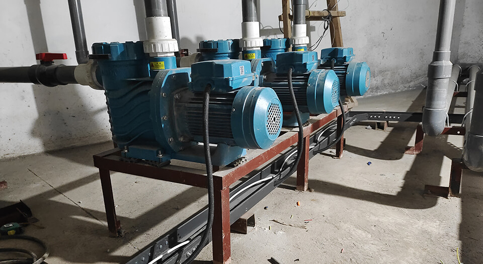 麻豆三级高潮性爱片设备之循环水泵