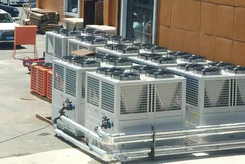 长白山智尚温泉酒店采用91麻豆电影在线观看空气能热泵