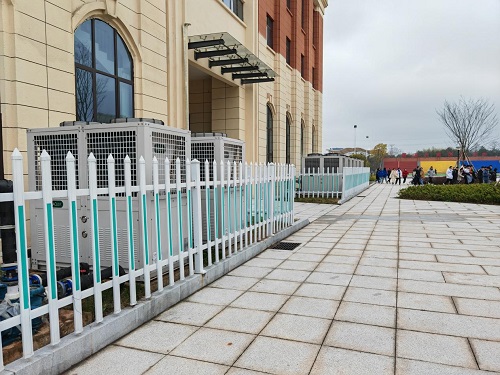 麻豆三级高潮性爱片设备分类之一空气能热泵现场实拍