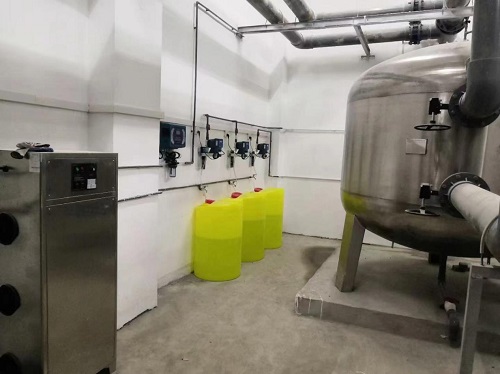 麻豆三级高潮性爱片设备中臭氧消毒设备还是比较好用的