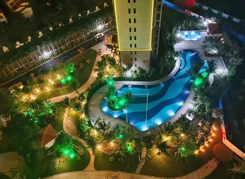 小区游麻豆三级高潮性爱片