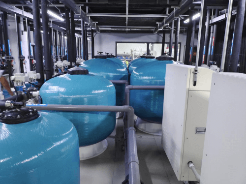 麻豆三级高潮性爱片过滤砂缸