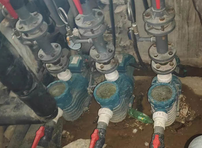 麻豆三级高潮性爱片水泵